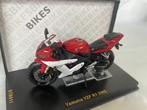 ixo 1:24 Yamaha YZF R1 2002 イクソ　ミニカー　バイク　ヤマハ　稀少品　