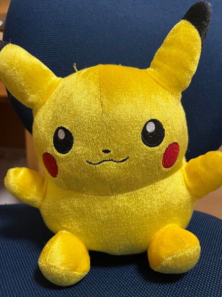 ピカチュウ ポケモンセンター ぬいぐるみ