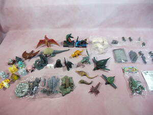  Bandai full ta Konami Gamera Godzilla higashi . monster mini figure Mini sofvi finger doll etc. 