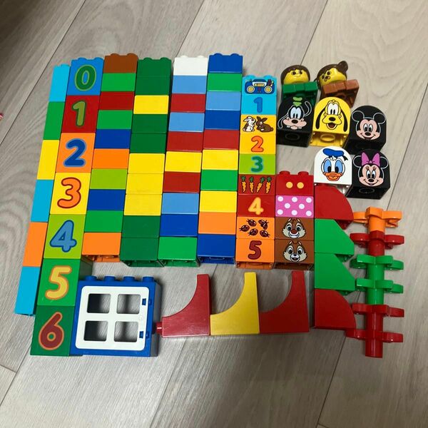 6i LEGO レゴ　デュプロ　duplo ブロック　レゴデュプロ　レゴブロック