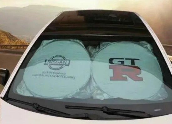NISSAN オリジナル サンシェード新品未使用 シルバー サンシェード 日焼け防止 車内の暑さ対策に 遮光
