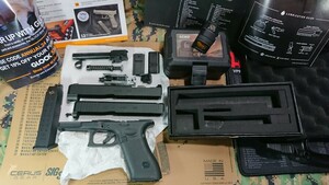 パーツ販売 X-CRAFT GLOCK 47 DHS CBP コンバージョンキット & UMAREX GLOCK 45 & AIMPOINT ACRO P2 レプリカ光学機器 他 中古 g45 g47 mos