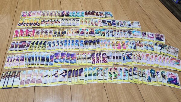 【陸黄①】ワンピースカード まとめて 約200枚 黄色 キイロ デッキ 大量 たくさん いろいろ