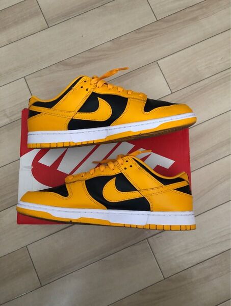 Nike Dunk Low "Championship Goldenrod"