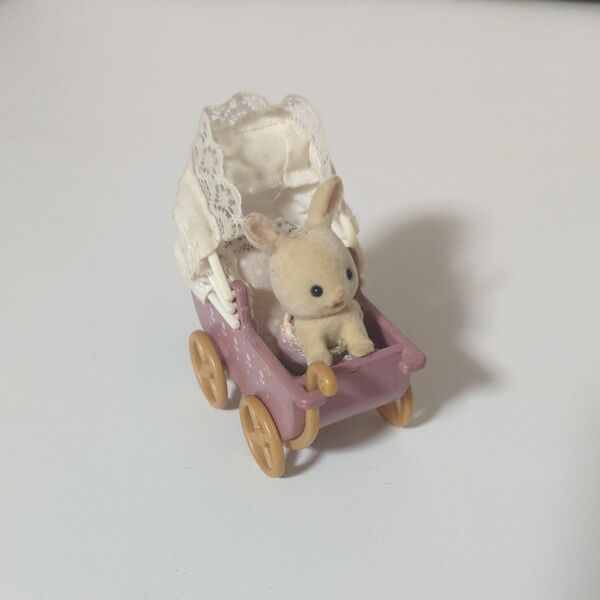 シルバニアファミリー赤ちゃんベビーカー