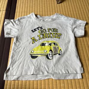 gu 購入品 80サイズ 車柄 プリントTシャツ 半袖Tシャツ 生地しっかりめ 少し擦れあり