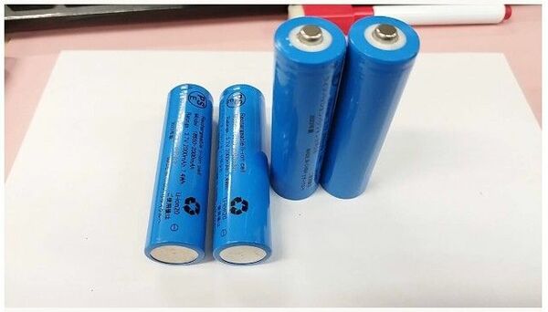 凸頭型　4本セット 18650 充電電池 リチウム電池 PSE認証済み