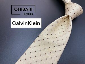 【美品】CalvinKlein　カルバンクライン　ドット柄　ネクタイ　3本以上送料無料　ベージュ　0505149