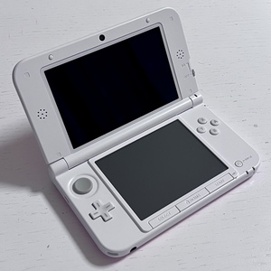 任天堂 Nintendo ニンテンドー3DS LL SPR-001 SPR-S-PAAA ピンク×ホワイト