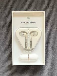 Apple In-Ear Headphones with Remote and Mic ME186FE/A