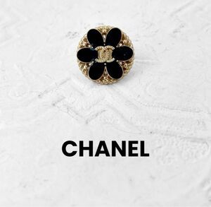 【CHANEL】ヴィンテージ　ボタン　ブローチ　ゴールド　ブラック