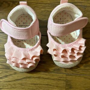 未使用美品 ベビーサンダル アカチャン サンダル ピンクフリル 夏 11.5センチ ファーストシューズ