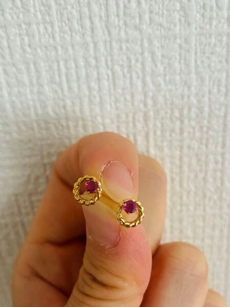 ジュエリーマキ ルビ ピアス k18 サークルピアス