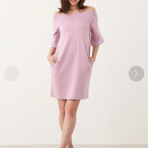 リエンダ オフショルダーワンピース