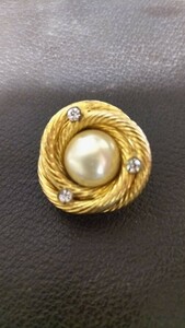 シャネル CHANEL アクセサリー フェイクパール イヤリング ゴールドカラー 片耳 クリップ式 中古