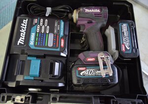 makita 40Vmax /2.5AH / rechargeable impact driver TD001GDXAP / authentic purple / battery 2 ps / with charger // secondhand goods //[ tube 2073YO ]