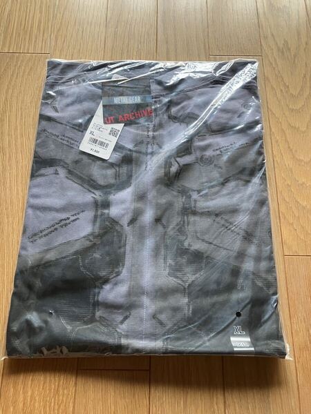 XLサイズ METALGEAR メタルギア ユニクロ UNIQLO UT コラボ Tシャツ 半袖 タグ付き