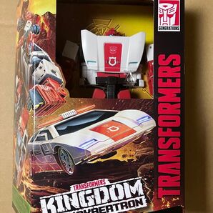 TF トランスフォーマー キングダム 【 KD 18 レッドアラート 】 ウォーフォーサイバトロン カーロボット アースライズ