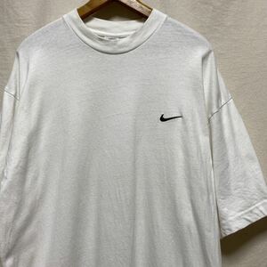 オールド ナイキ ワンポイント ヘビーウェイト Tシャツ 00s 古着 ヴィンテージ NIKE 半袖Tシャツ ホワイト L スウォッシュ 刺繍　