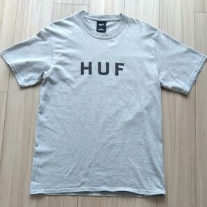 HUF (ハフ) / エッセンシャルオリジナルロゴ / 半袖Tシャツ / グレー /サイズM