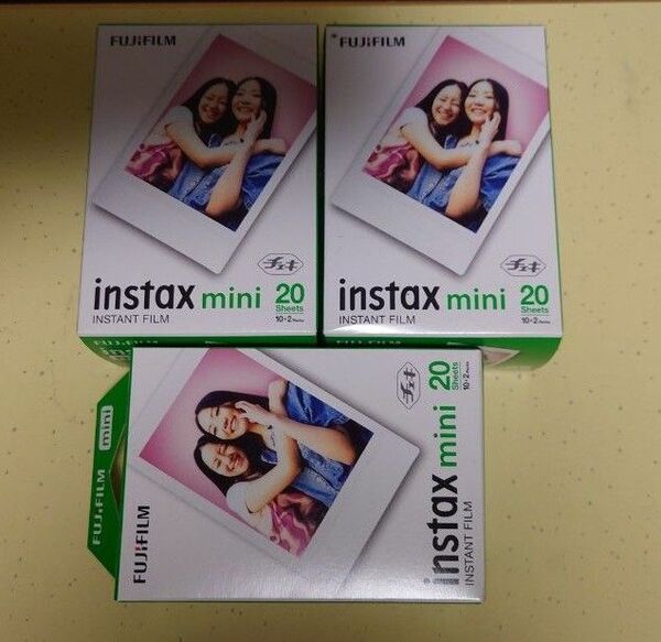 チェキフィルム INSTAX MINI JP20枚入り(10枚入り×2パック) 3箱