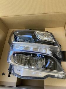 スズキ　ワゴンR MH55S 右ヘッドライト LED ユニットのみ　美品　令和1年式