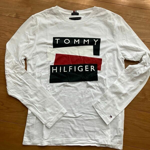 TOMMY HILFIGER ロンT トップス 長袖Tシャツ ホワイト 長袖　164センチ