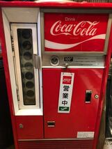 【中古・動作確認良好】コカコーラ レトロ 瓶コーラ自動販売機_画像1