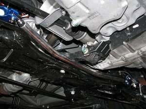 カワイ製作所 フロントロアアームバー フリードスパイク GB3 2010/07～ 4WD未確認