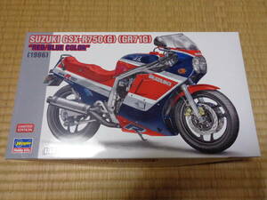 ハセガワ　1/12 　スズキ　GSX-R750　レッド/ブルー　カラー　限定版　