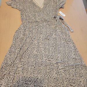 Amazon Essentials ワンピース キャップスリーブ レオパード柄