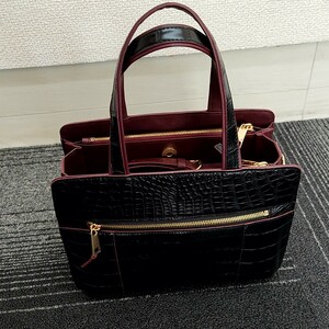 [TM0601] крокодил ручная сумочка two цветный цвет wine red цвет черный цвет 2WAY сумка плечо шнур приложен коллекция 