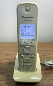 中古品 Panasonic パナソニック ワイヤレスモニター子機 VL-WD611 子機 充電器 ドアホン インターホン/648