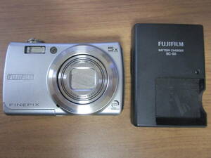 FUJIFILM FinePix F100fd ダークシルバー 本体 充電式バッテリー 急速バッテリーチャージャー BC-50 SDHC 8GB 撮影動作確認済