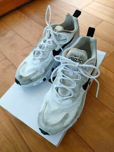 【Nike Air Max 270react】ナイキ CI3899 24.5cm スニーカー