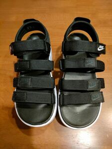 未使用　 ナイキ　アイコンクラッシック　ウィメンズサンダル　23.0cm　黒×白　NIKE　SANDAL　 W