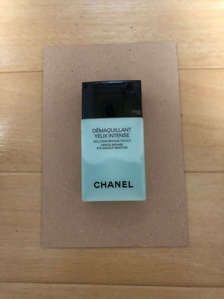 シャネル アイメークアップリムーバー 30ml