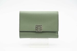 ☆安心の３大保証☆ Bランク ≪LOEWE ロエベ /三つ折り財布≫ C821S33X01 アナグラム バーティカル ウォレット スモール ローズマリー 緑