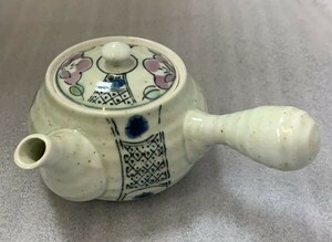 A1114　ARITA　清秀　JAPAN　花柄　有田焼 急須　工芸品 横手急須 茶注　茶入 茶器　煎茶器　茶道具