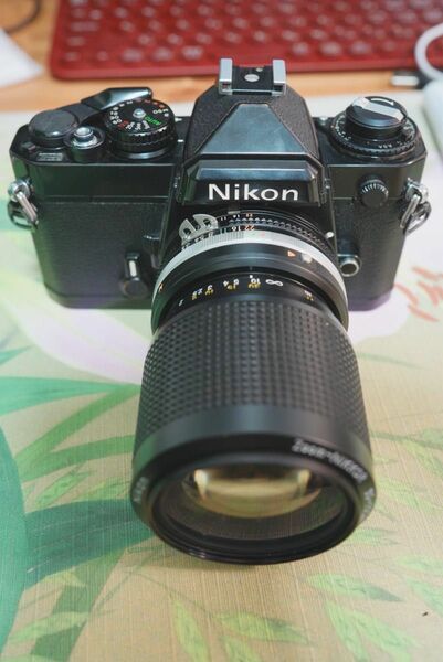 訳あり　Nikon FE ニコン フィルムカメラ ボディ とNikkor35-105F3.5-4.5
