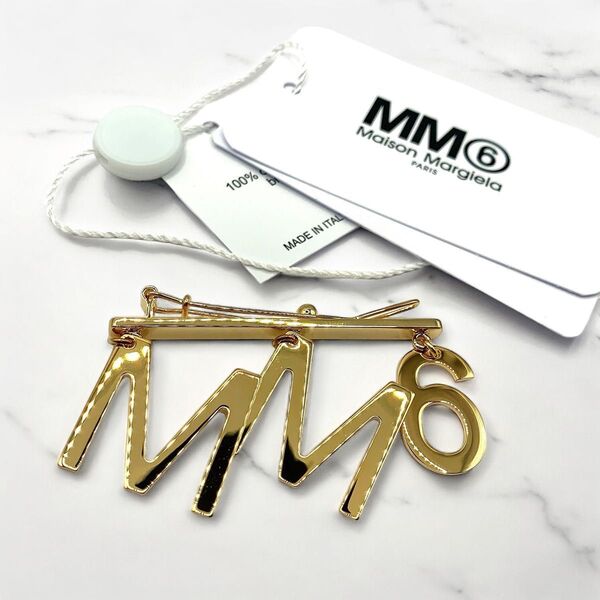 新品・正規品 MM6 ロゴチャーム ヘアアクセサリー