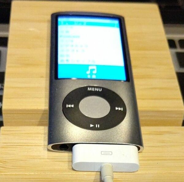 iPod nano アップル Apple シルバー ブラック classic アイポッド クラシック　ビデオカメラ搭載モデル
