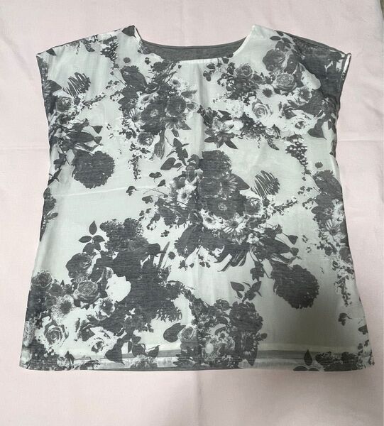 カットソー Tシャツ フレンチ袖 花柄