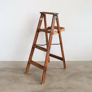  America Vintage 4 step stepladder OLD / wooden ladder stepladder display store furniture gardening antique miscellaneous goods #602-45-94-14