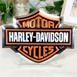 【新品】ハーレーダビッドソン 公式ライセンス アルミ製ロゴデカール（オレンジ）ステッカー 米国取り寄せ品 海外製 Harley Davidson