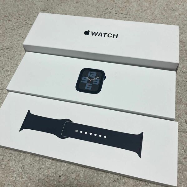 Apple Watch SE 箱