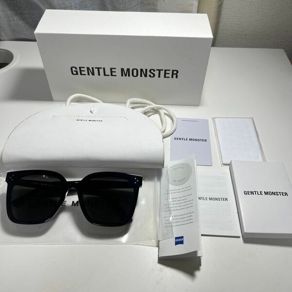 GENTLEMONSTER her ジェントルモンスター　サングラス