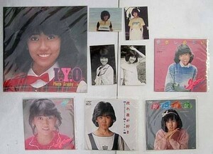 松本伊代 シングルレコード プロマイド パフレット セット