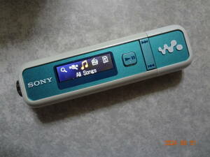 ソニー ウォークマン NW-E025F 2GB ジャンク品