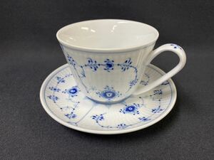 【美品】ロイヤルコペンハーゲン ROYAL COPENHAGEN ブルーフルーテッド プレイン コーヒー カップ&ソーサー